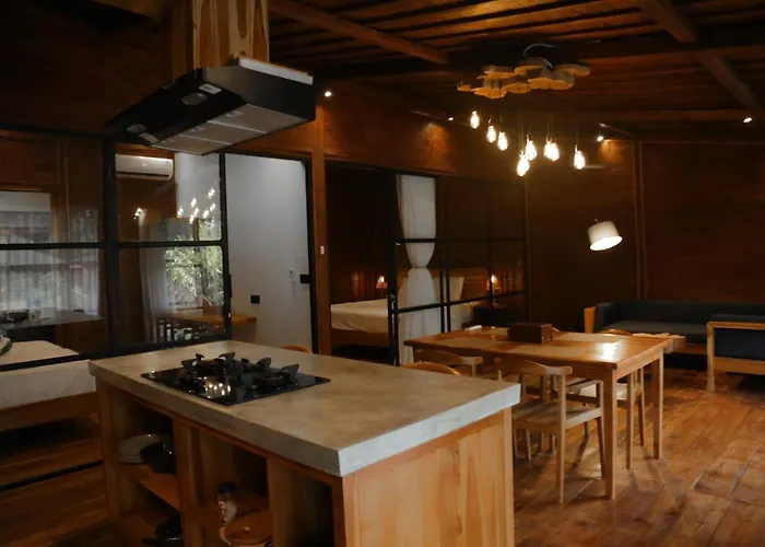 Shanti Life Wooden House 別荘