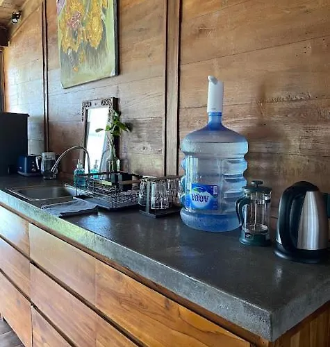 Shanti Life Wooden House 別荘 ペムテラン