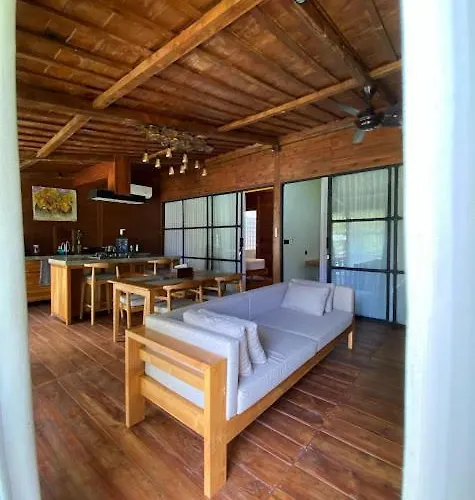 Shanti Life Wooden House 別荘 *