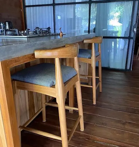 別荘 Shanti Life Wooden House *