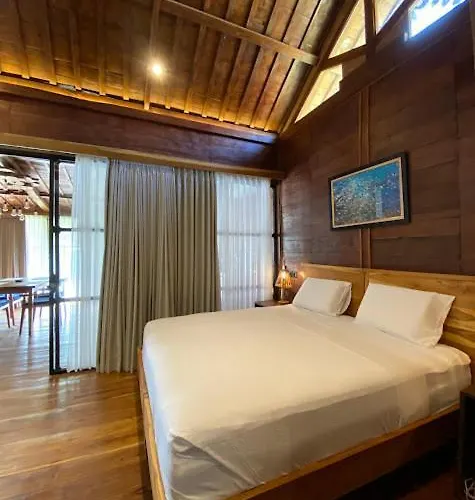 Shanti Life Wooden House * ペムテラン